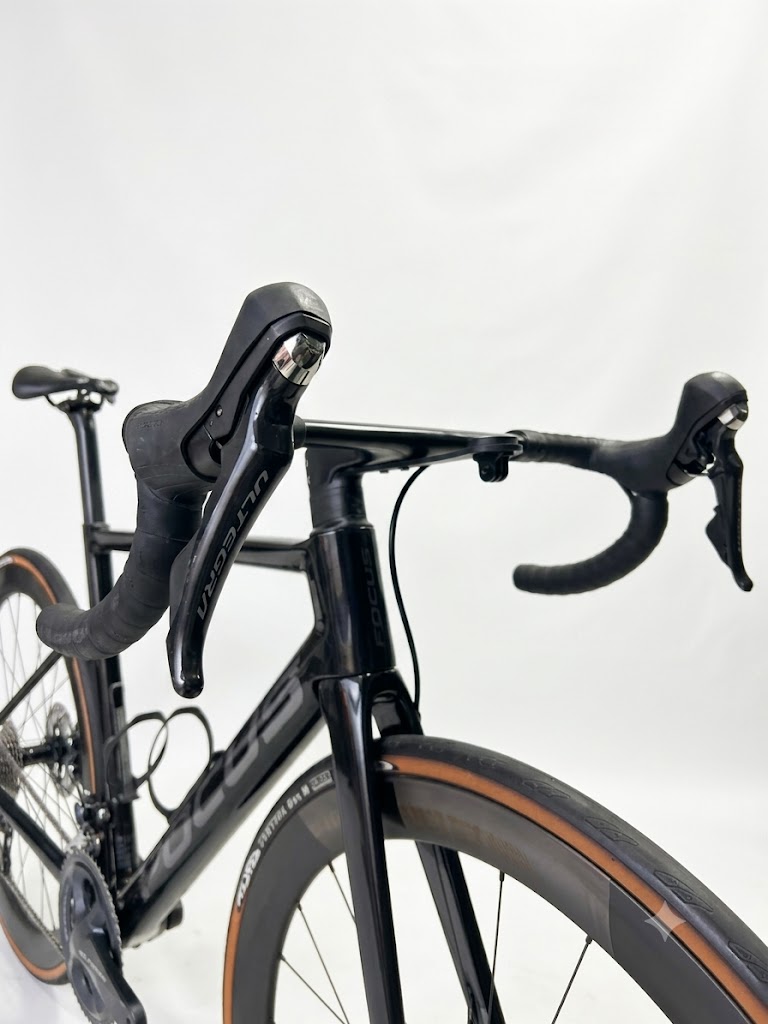 FOCUS IZALCO MAX